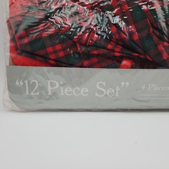 VTG QuiltCraft 12 Piece Set of Placemats Napkins Rings Red Plaid New in Package - Picture 3 of 10
